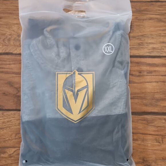 New in bag, Vegas Golden Knights 3button snap front gray men's 2XL sweatshirt - Picture 2 of 7